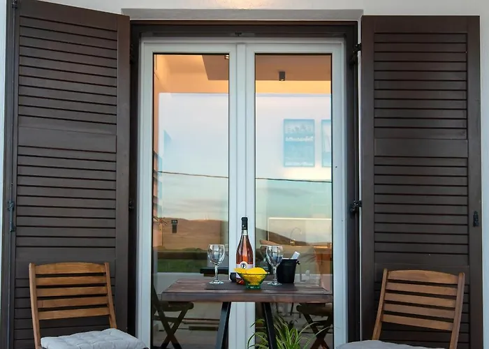 Moulin Rouge * Ermúpoli