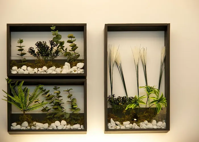 Moulin Rouge Daire Ermoupoli